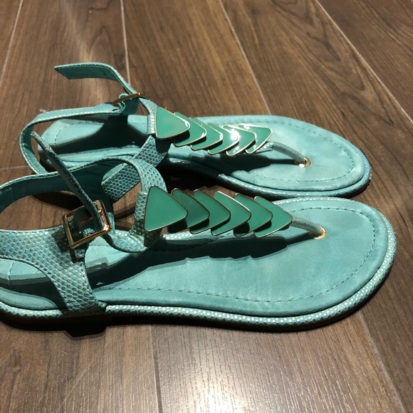 Aldo aqua and gold flat sandal size 6.5 - Picture 4 of 5